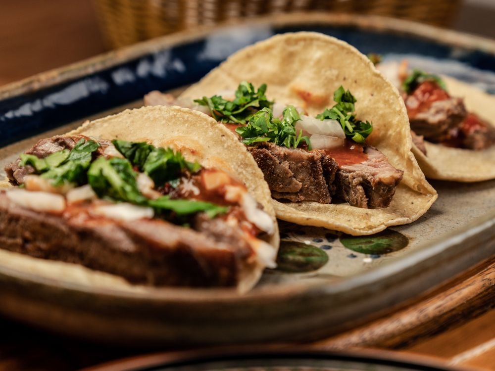 Tacos de calle, representativos de los antojitos