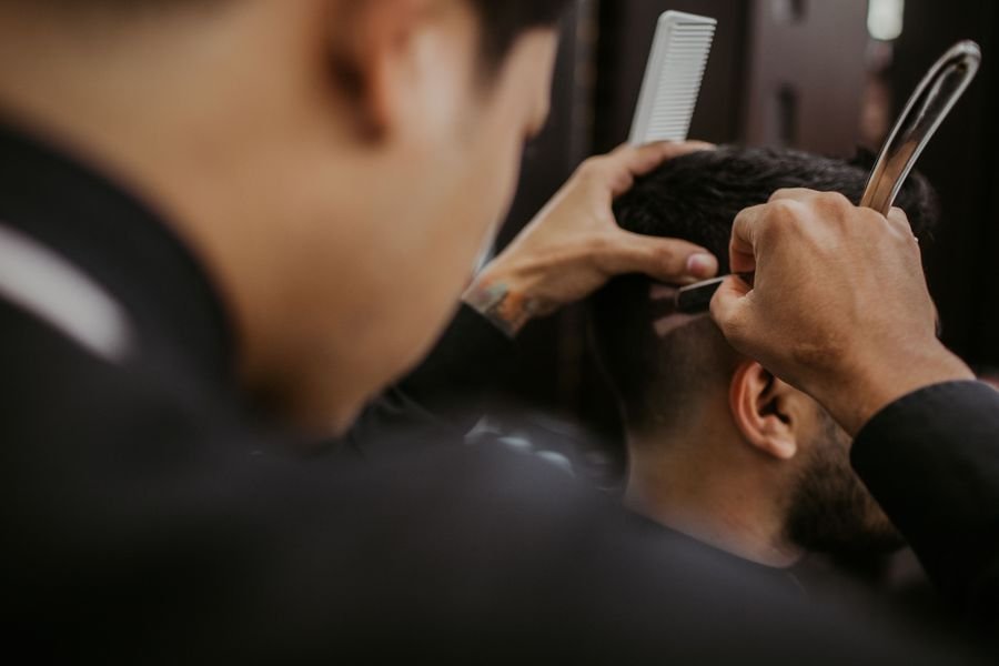 Your Kid's First Haircut: What to Expect